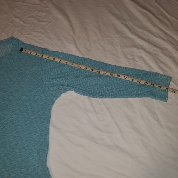 Secret treasure medium womens long sleeve  top. waffle knit textured fabric. - Picture 5 of 8